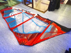 Vela windsurf Goya Guru X 3.7 2020 (2)